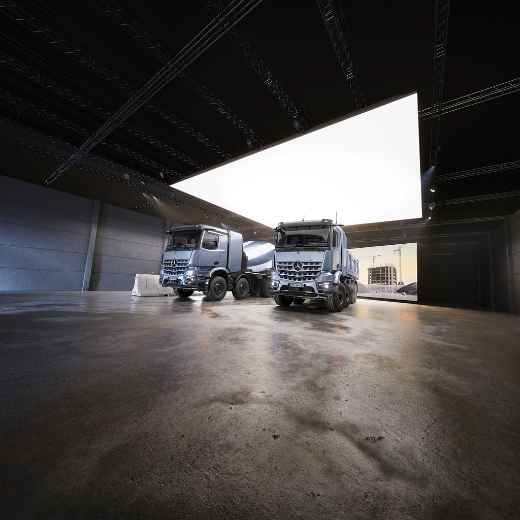 Robust, kraftvoll – und nun auch vollelektrisch: Mercedes-Benz Trucks präsentiert auf der bauma 2025 den neuen eArocs 400/Robust, powerful – and now also all-electric: Mercedes-Benz Trucks presents the new eArocs 400 at bauma 2025Robust, kraftvoll – und nun auch vollelektrisch: Mercedes-Benz Trucks präsentiert auf der bauma 2025 den neuen eArocs 400/Robust, powerful – and now also all-electric: Mercedes-Benz Trucks presents the new eArocs 400 at bauma 2025