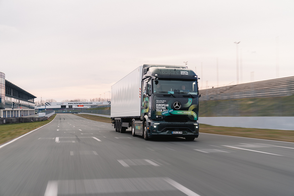 Mercedes-Benz Trucks will GUINNESS WORLD RECORDS™-Weltrekord mit eActros 600 holenMercedes-Benz Trucks aims to win a GUINNESS WORLD RECORDS™ title with eActros 600