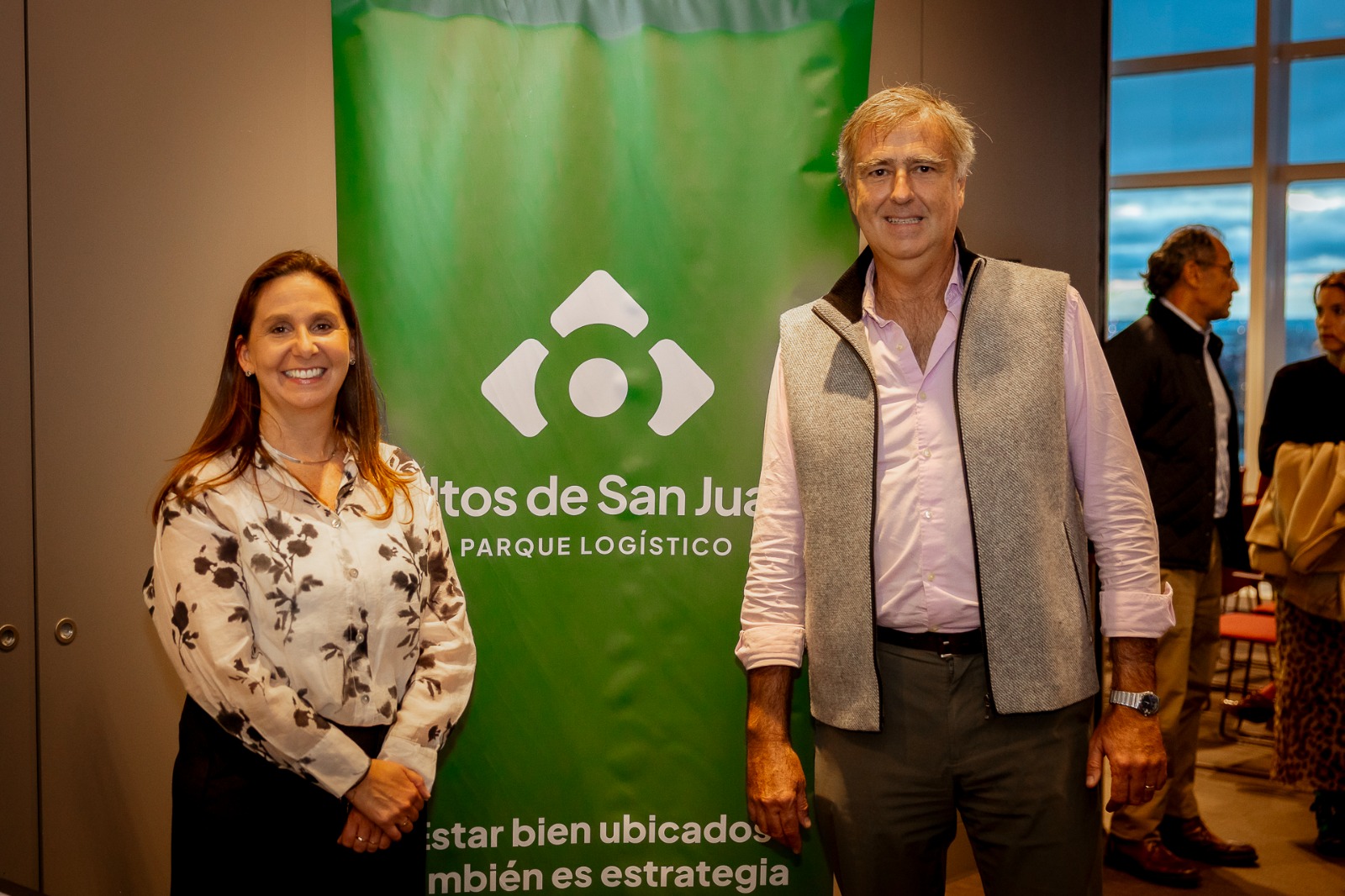 Imagen_3_-_Patricia_Prego_gerenta_de_proyecto_del_parque_logístico_-_Marcelo_Scavuzzo_director_de_Sammel.jpeg