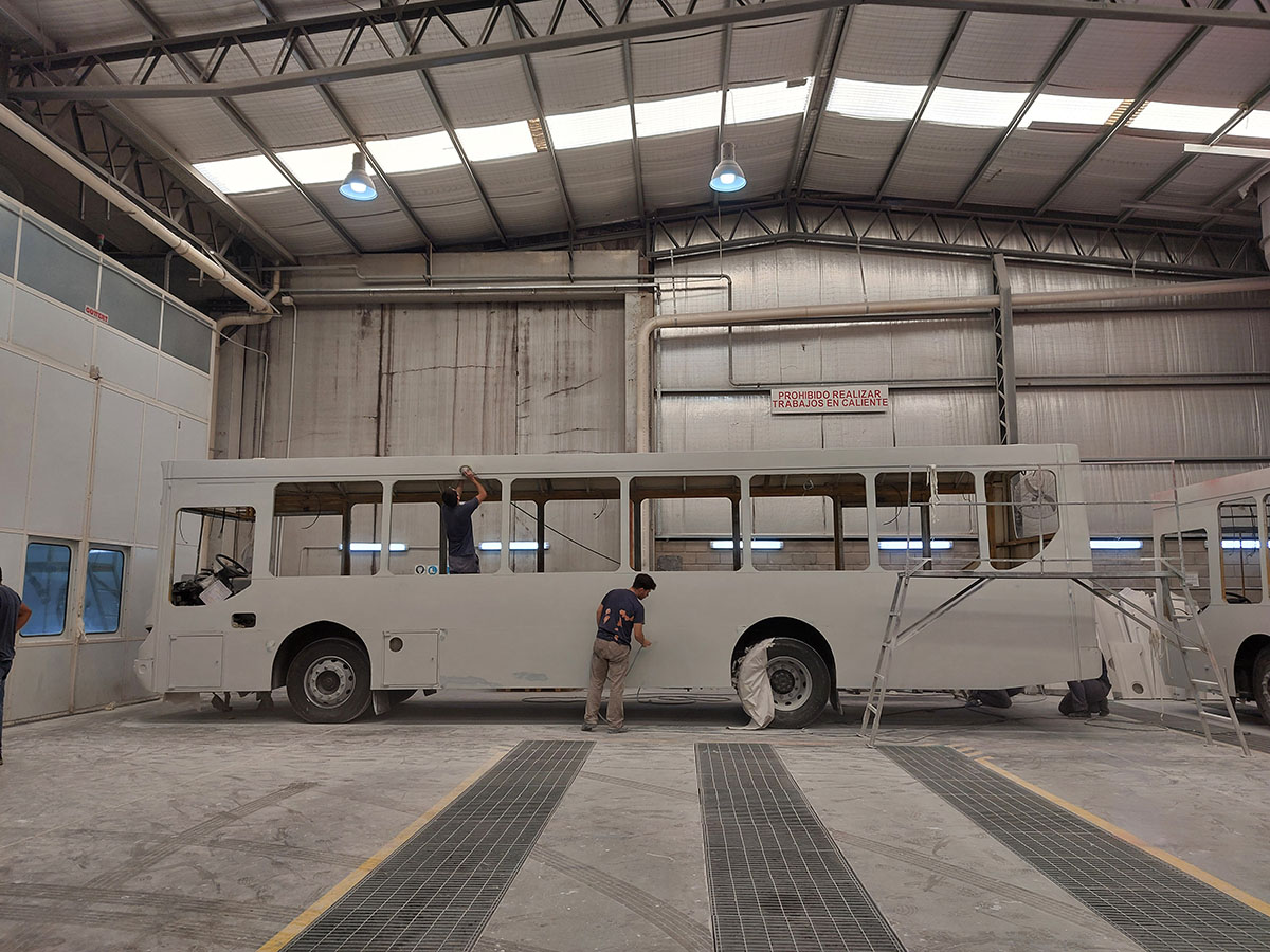 cómo_es_el_proceso_de_carrozado_de_un_chasis_IVECO_BUS_2.jpg