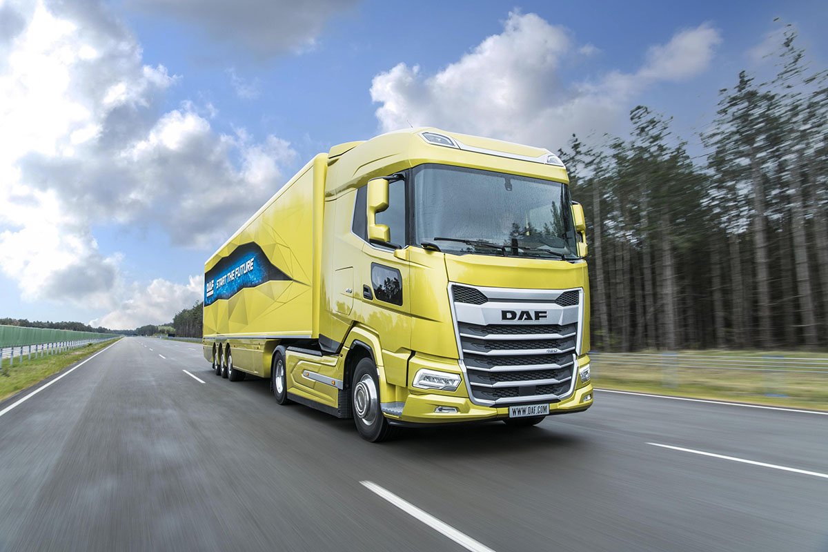 01 New Generation DAF XG truck is textbook example of great aerodynamics