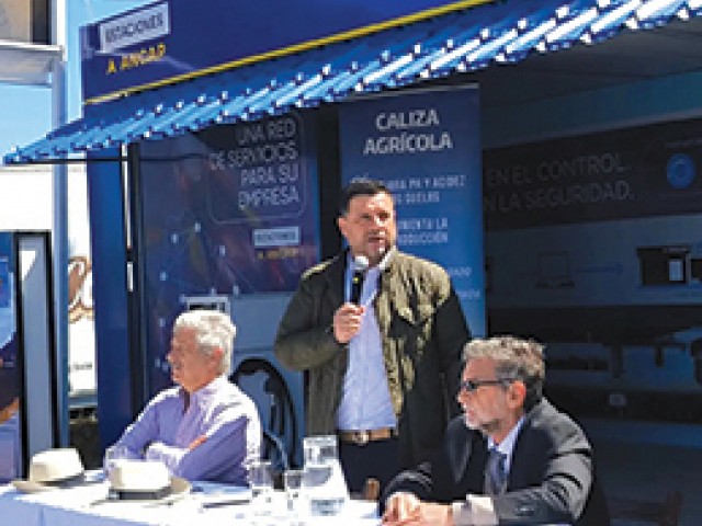 ANCAP IMPULSA EL AGRO Y APUESTA A LAS ENERGÍAS DE ORIGEN VEGETAL ANCAP IMPULSA EL AGRO Y APUESTA A LAS ENERGÍAS DE ORIGEN VEGETAL