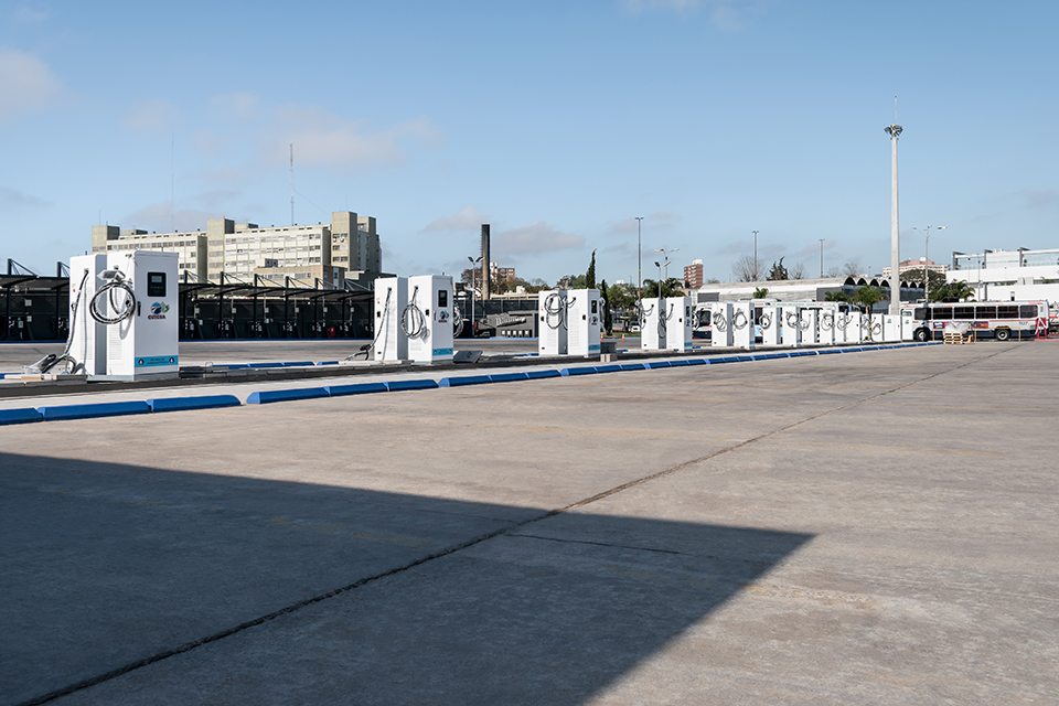 Electrosistemas, la ingeniería uruguaya que hizo posible la infraestructura de carga de la nueva flota eléctrica de CUTCSA