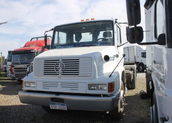 Mercedes-Benz 1621 tractor 4x2 del año 1996