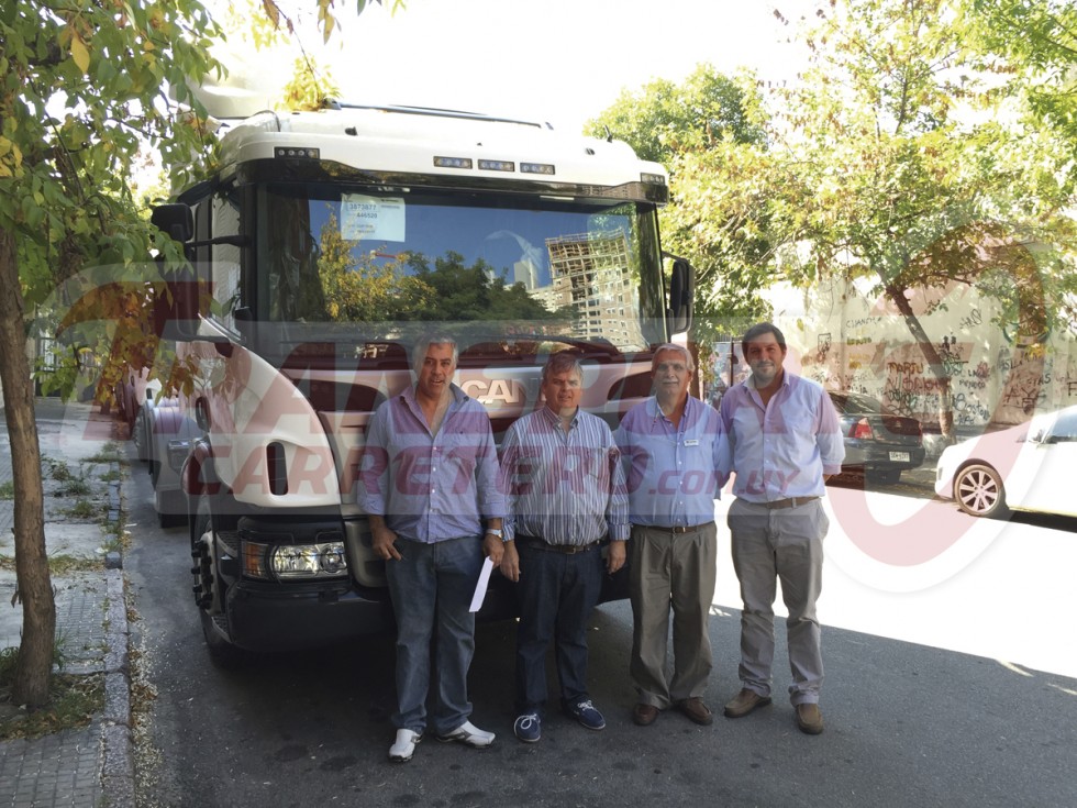 213_-_SCANIA_Gustavo_Sosa_Irabuena_Sosa_Carlos_Barros_Agustin_Sardina_CB_AS_P410B6x2