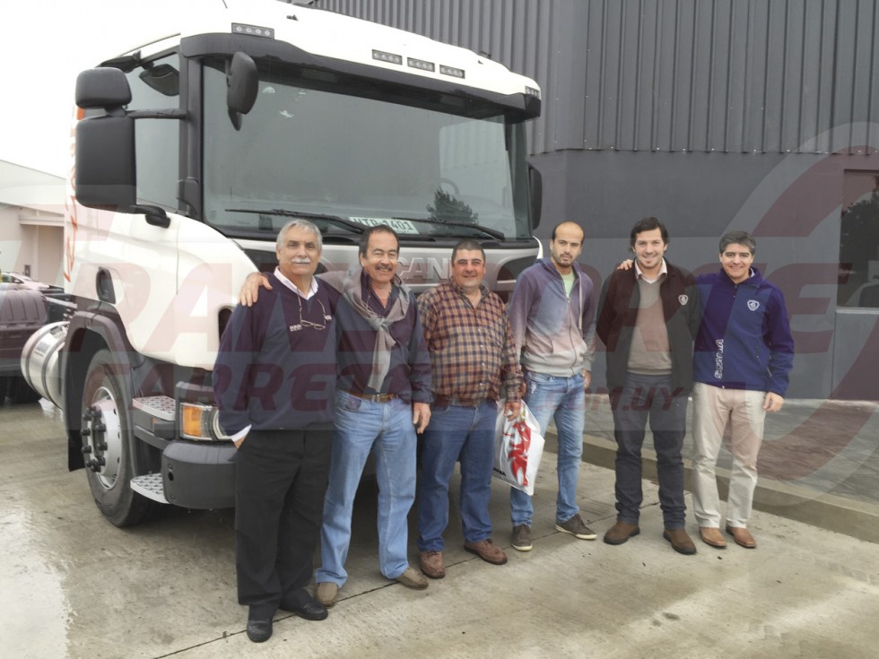 248_-_SCANIA_Miguel_Dos_Santos_e_Hijo_Federico_Antunez_Carlos_Barros_y_Agustin_Sardina_1