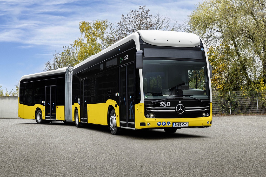 Los autobuses eléctricos en el camino del éxito: más de 2.500 Mercedes-Benz eCitaro en uso en empresas de transporte europeas