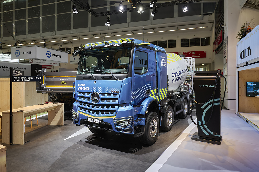 Robusto, potente y ahora también totalmente eléctrico: Mercedes-Benz Trucks presentó el nuevo eArocs 400 en Bauma 2025