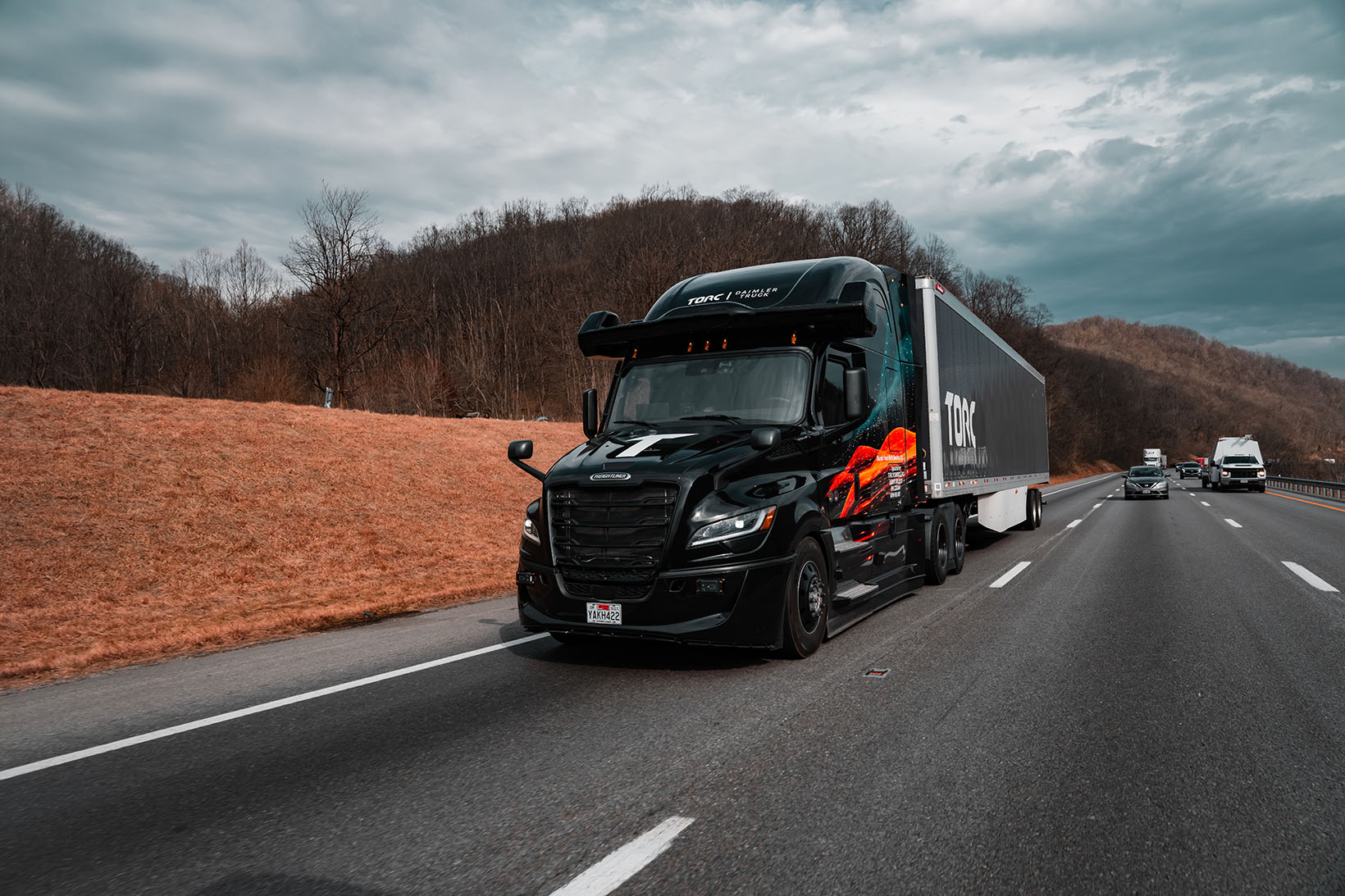 Conducción autónoma: Daimler Truck entrega la versión “Autonomous-Ready” del nuevo Freightliner Cascadia a Torc