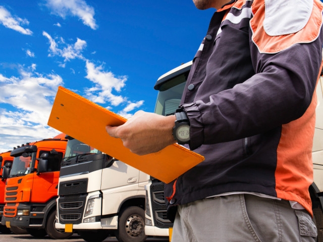 Cómo influye la logística de transporte en el precio de los productos: Una inmersión profunda en la dinámica de costes