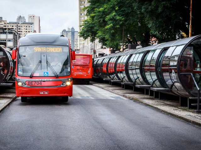 La UITP Latinoamérica presenta en Lat.Bus 2026 una agenda dedicada a la electromovilidad, el BRT, la tecnología y la financiación del transporte público La UITP Latinoamérica presenta en Lat.Bus 2026 una agenda dedicada a la electromovilidad, el BRT, la tecnología y la financiación del transporte público