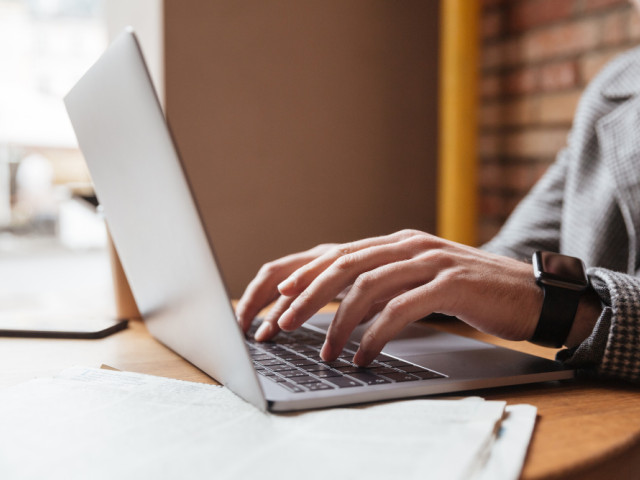 Cómo convertir una notebook en un servidor de juegos Cómo convertir una notebook en un servidor de juegos