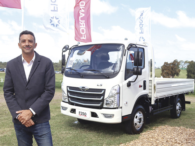 Agustín López, Gerente de Camiones y Máquinas de Fidocar: “Un producto robusto, con buena calidad y buena representación” Agustín López, Gerente de Camiones y Máquinas de Fidocar: “Un producto robusto, con buena calidad y buena representación”
