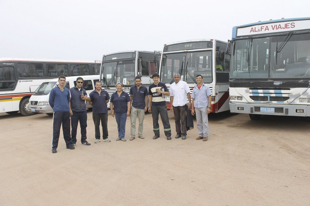 AL & FA viajes y turismo: De dos camionetas a nueve ómnibus