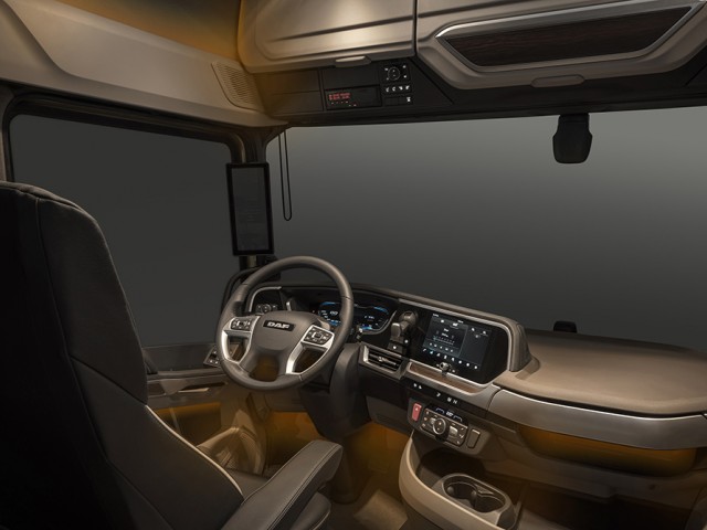 Ambiant_lights_for_homely_feeling_in_New_Generation_DAF_trucks