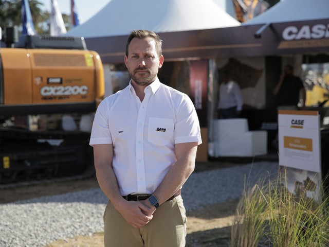Joaquín Nicotra Gerente Comercial de Case Construction para el Mercosur: “Somos conscientes que la industria demanda cada vez mayor productividad” Joaquín Nicotra Gerente Comercial de Case Construction para el Mercosur: “Somos conscientes que la industria demanda cada vez mayor productividad”