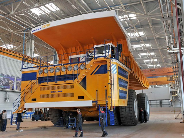 BelAZ 75710: El camión más grande del mundo BelAZ 75710: El camión más grande del mundo