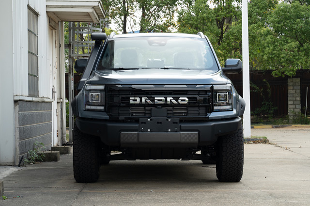 La pick-up JMC Grand Avenue incorpora variantes Off Road y automática en Uruguay