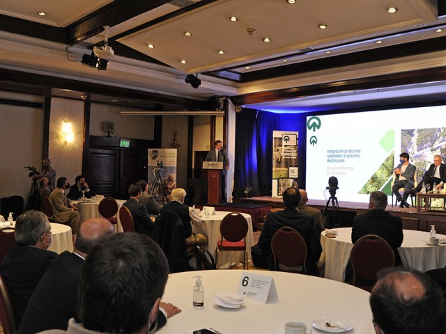 Integración y sostenibilidad del sector forestal fueron ejes centrales del encuentro entre autoridades y productores
