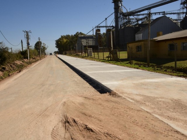 Continúa la mejora de infraestructura vial en el puerto de Nueva Palmira