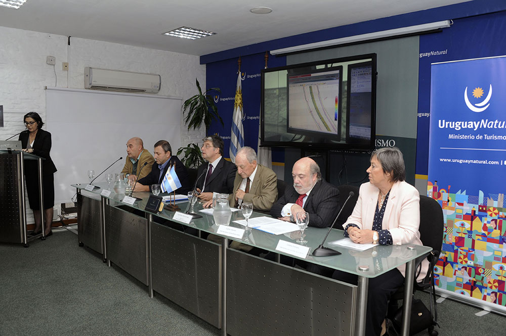 Conferencia: "Los desafíos del Puerto de Nueva Palmira con el Canal Martín García a 34 pies de profundidad"