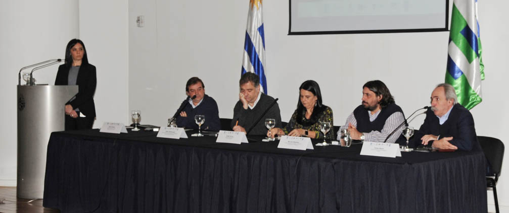 La mitad de los viajes se realizan en transporte privado y los restantes en ómnibus o a pie, según Encuesta de Movilidad