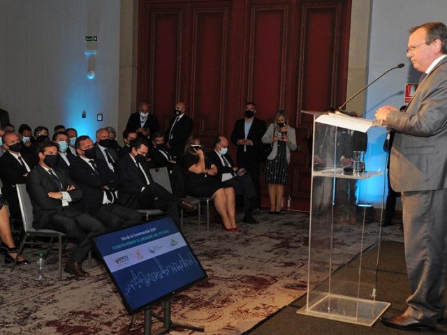 Ministro Falero confirmó récord en obras viales por 870 millones de dólares en 2022