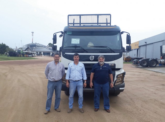 VOLVO - Transportes Porongos