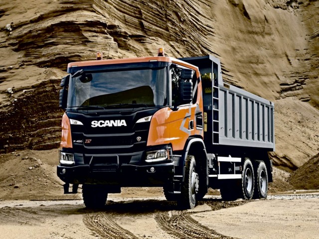 Forestal_-_Larga_distancia_-_Cabina_P_450_-_B6x2Bx4_Camion