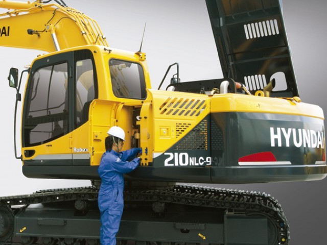HYUNDAI_R210LC-9_-_Excavadoras_Medianas__Equipos_para_la_construccion_6