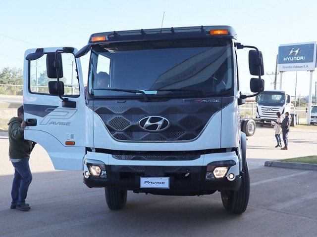 Hyundai presentó en Uruguay el nuevo Pavise: un camión cargado de fuerza, tecnología y diseño Hyundai presentó en Uruguay el nuevo Pavise: un camión cargado de fuerza, tecnología y diseño
