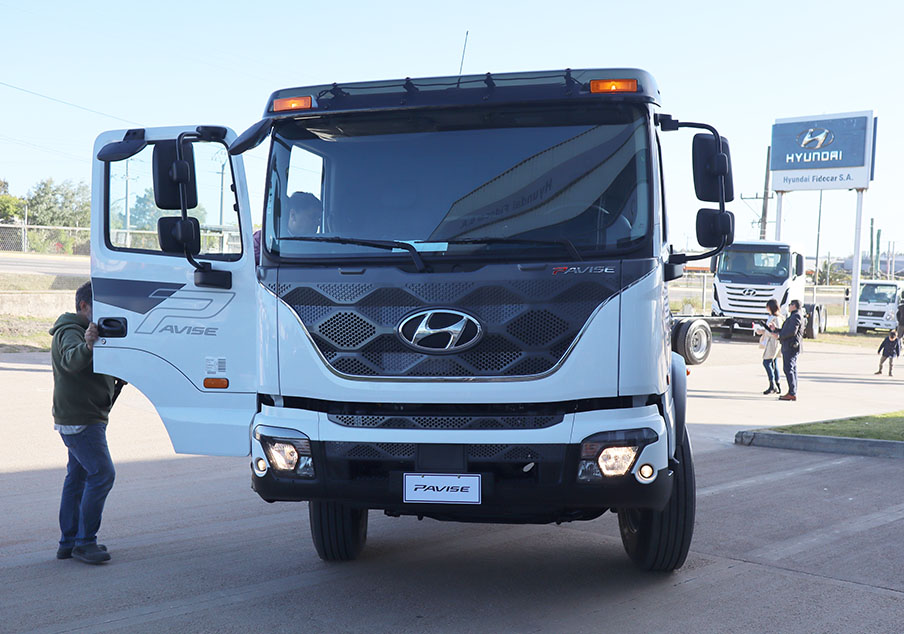 Hyundai presentó en Uruguay el nuevo Pavise: un camión cargado de fuerza, tecnología y diseño