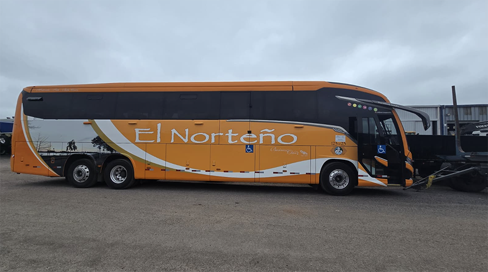 Fernando Verón, Ejecutivo de Ventas de Volvo: “Todos nuestros chasis vienen con el pack de seguridad”