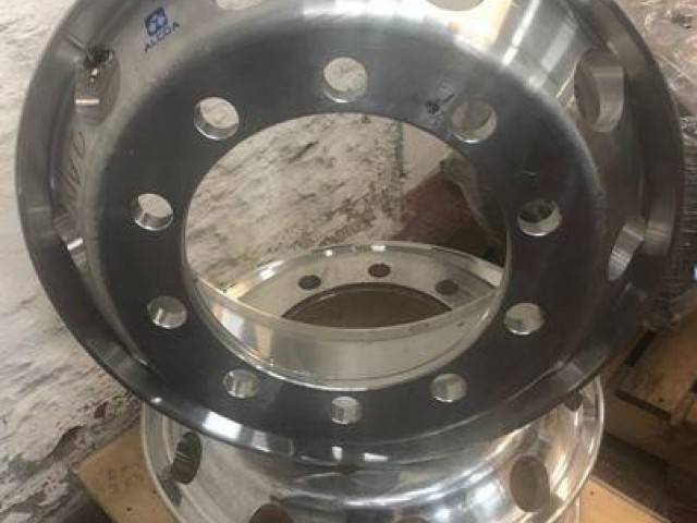 Llanta de aluminio Alcoa