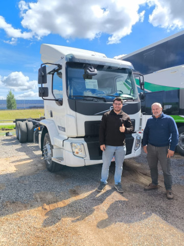 VOLVO - Luis Saravia