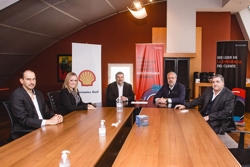 Mercedes-Benz incorpora a sus servicios de posventa los Lubricantes Shell