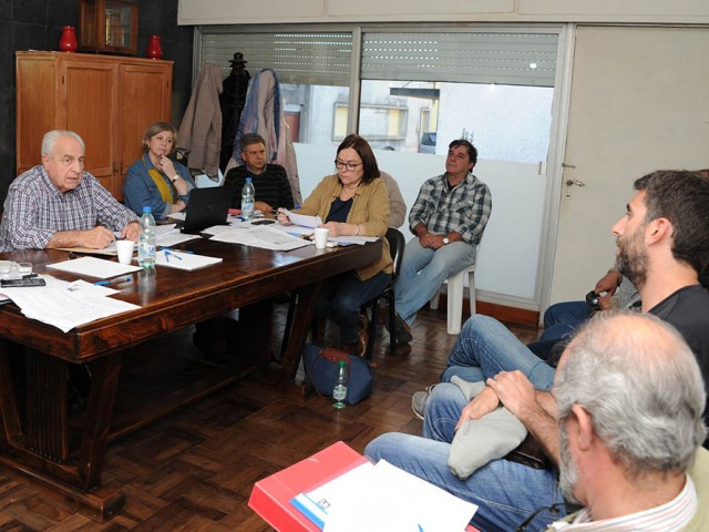 Rossi y la infraestructura: “La aspiración es comenzar la construcción del viaducto del puerto de Montevideo antes de fin de año” Rossi y la infraestructura: “La aspiración es comenzar la construcción del viaducto del puerto de Montevideo antes de fin de año”