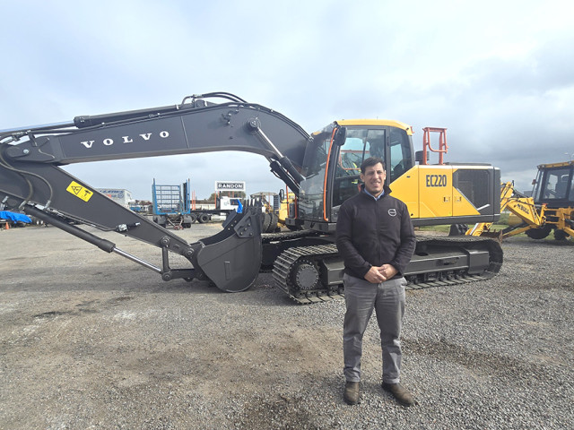 Entrevista a Federico Erramuspe sobre las novedades de maquinaria de Grupo CIR Entrevista a Federico Erramuspe sobre las novedades de maquinaria de Grupo CIR