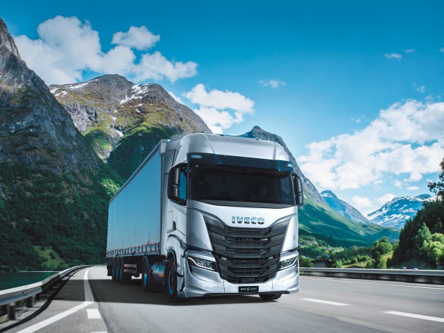 IVECO se une a 27 empresas europeas en las conversaciones sobre el desarrollo del biometano con el Comisario de Energía de la UE IVECO se une a 27 empresas europeas en las conversaciones sobre el desarrollo del biometano con el Comisario de Energía de la UE