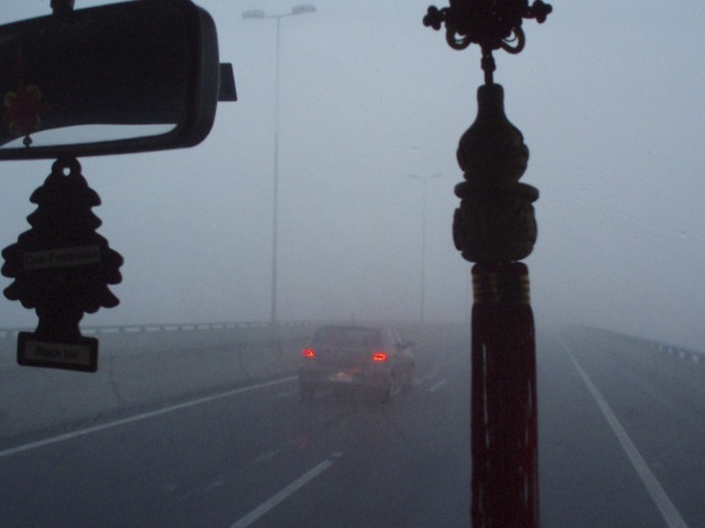 10 consejos para manejar con niebla: lo que sí debemos hacer 10 consejos para manejar con niebla: lo que sí debemos hacer