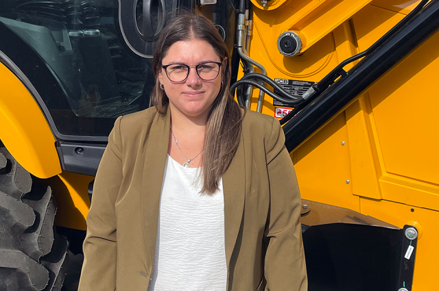 Especial Mes de la Mujer: “El conocimiento es la clave para romper prejuicios” | Noelia Malet, coordinadora de servicios del sector postventa de maquinaria en Tornometal