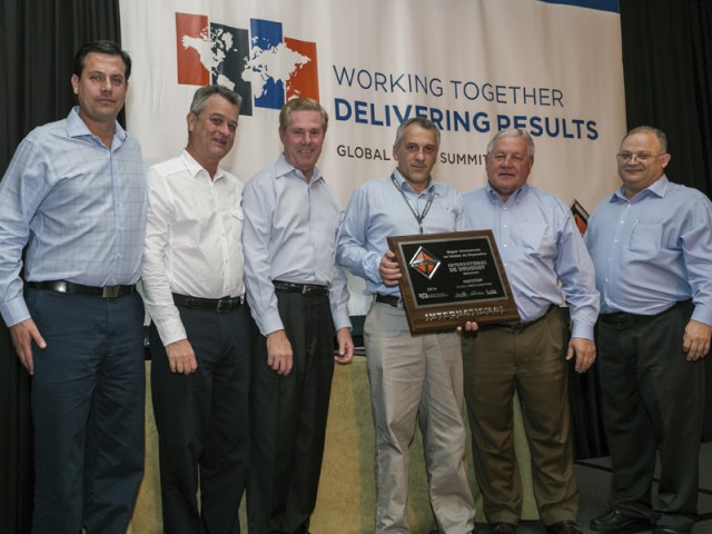 International del Uruguay recibió distinción International del Uruguay recibió distinción