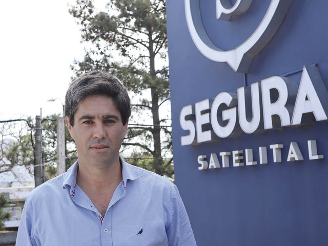 Juan Yaquinta, Director de Segura Satelital: “Entre Argentina y Uruguay manejamos más de12.000 cuentas” Juan Yaquinta, Director de Segura Satelital: “Entre Argentina y Uruguay manejamos más de12.000 cuentas”