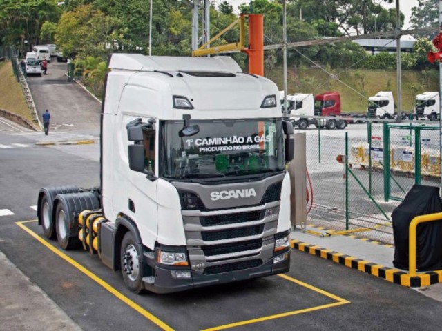 Scania_4