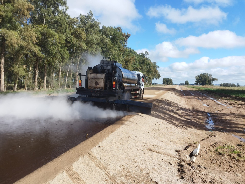 Cerro Largo: Se ejecutan obras de rehabilitación y ensanche de la Ruta 26