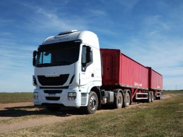 Stralis_HiWay1