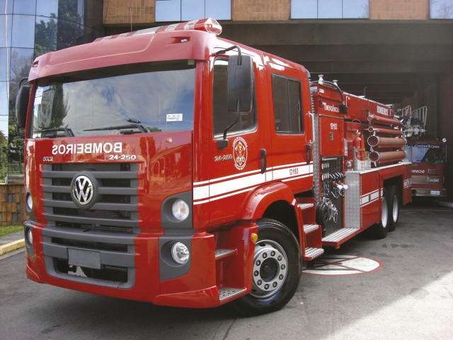 Bomberos incorporará 30 vehículos e inaugurará destacamentos en diferentes departamentos Bomberos incorporará 30 vehículos e inaugurará destacamentos en diferentes departamentos