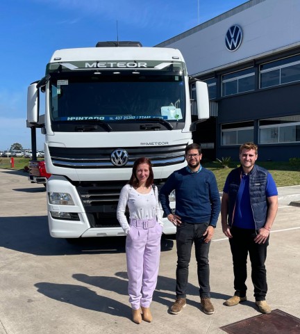 AUTOMOTORA H. PINTADO / VW. Carballo e Hijos. AUTOMOTORA H. PINTADO / VW. Carballo e Hijos.