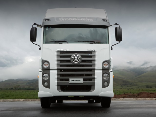 VW Constellation 19.360 4x2 hace su debut en Brasil VW Constellation 19.360 4x2 hace su debut en Brasil