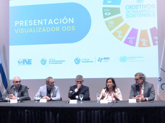 Uruguay avanza en el seguimiento de las metas globales de Desarrollo Sostenible Uruguay avanza en el seguimiento de las metas globales de Desarrollo Sostenible